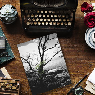 Cartão Postal Black And White Tree With Green Vines