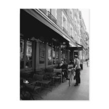 Black & White Photo of Street Café em Paris