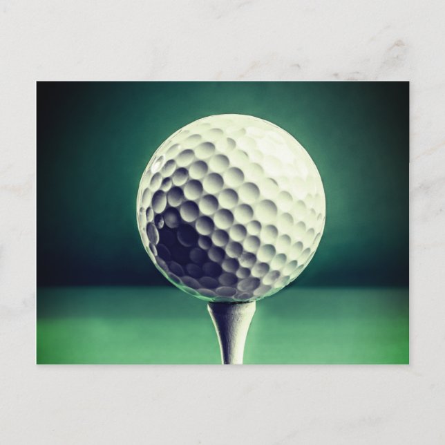 Cartão Postal Bola de golfe no tee (Frente)