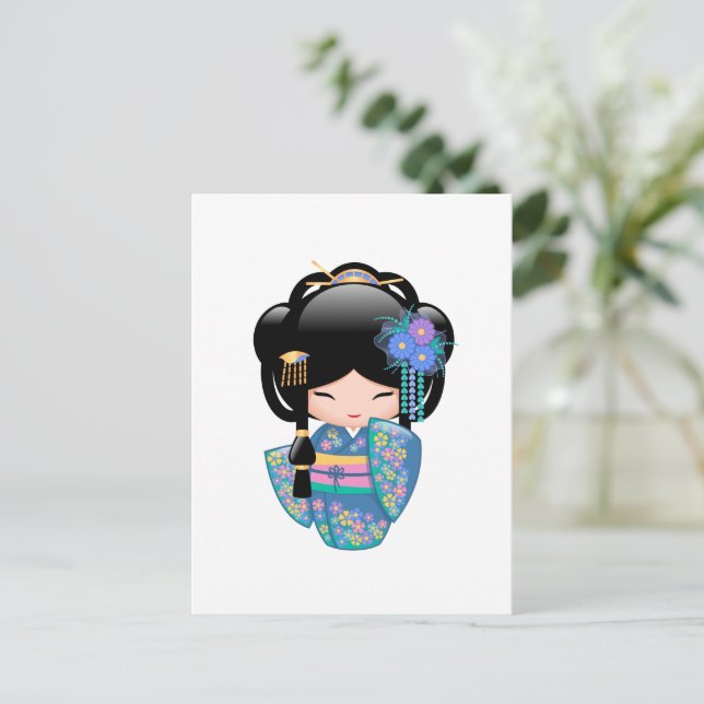 Cartão Postal Boneca Keiko Kokeshi - Rapariga Kimono Geisha Azul (Em pé/Frente)