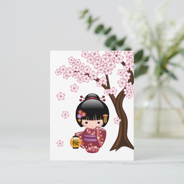 Cartão Postal Boneca Sakura Kokeshi - Geisha Bonita (Em pé/Frente)