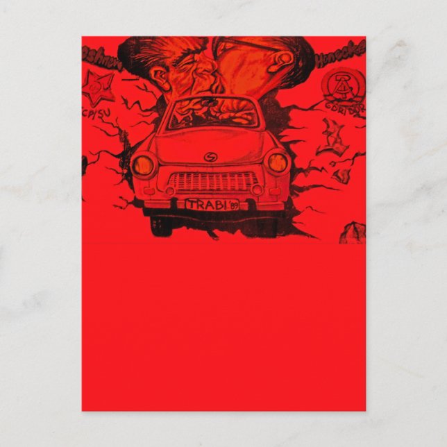 Cartão Postal Brezhnev & Honecker,Trabant Car,Berlin - Vermelho (Frente)