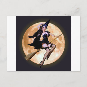 Cartão Postal Bruxa de Pin-Up contra Lua de Colheita