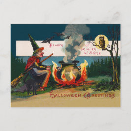 Cartão Postal Bruxa do Halloween na Floresta