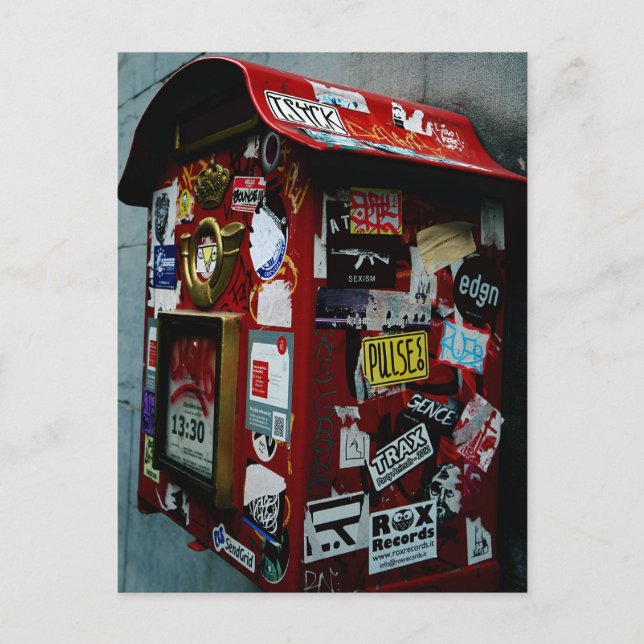 Cartão Postal Bruxelas: Caixa adesiva ou caixa de correio? (Frente)