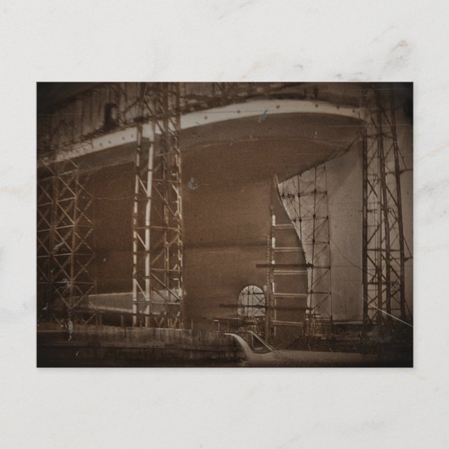 Cartão Postal Building TItanic Belfast Irlanda (Frente)