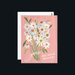 Cartão Postal BUQUÊ de margarida cômoda MOVENDO ANÚNCIO Pintado<br><div class="desc">Envie uma mensagem sobre sua mudança para amigos e familiares com esta adorável arte floral. Personalize este cartão de margarida pintado à mão com seu próprio texto na frente ou atrás! Personalize clicando em "personalizar" para alterar o texto ou "editar design" para alterar fontes, cores e muito mais! Se quiser...</div>