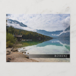 Cartão Postal Cabina ao lado do lago de Bohinj, na Eslovênia