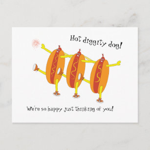 Cartão Postal Cachorros-quentes engraçados celebram o amor.
