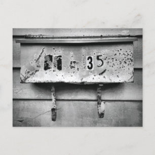 Cartão Postal Caixa de Correio com Velho Batedor Preto e Branco