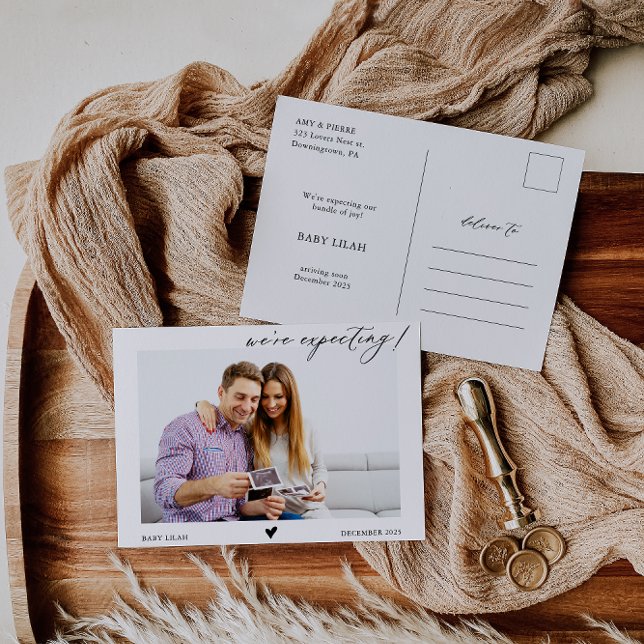 Cartão Postal Caligrafia Esperamos o lançamento do bebê (Criador carregado)