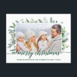 Cartão Postal Caligrafia Pine Greenery Foto<br><div class="desc">Cartão-postal da família de pinheiro verde de Natal Feliz Elegante Cláusula de Caligrafia Elegante Moderna - Script Verde</div>