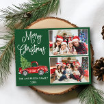 Cartão Postal Caligrafia Vintage Truck Green 2 Foto<br><div class="desc">Cartão postal de Natal Feliz 2 Photo Foliday - Watercolor Vintage Red Truck com Árvore de Natal - Fundo Verde Florestal</div>