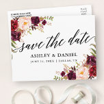 Cartão Postal Calliografia Burgundy Floral Salvar Data<br><div class="desc">Caligrafia Elegante Moderna,  Casamento Floral De Watercolor Burgundy Salva O Cartão-Postal</div>