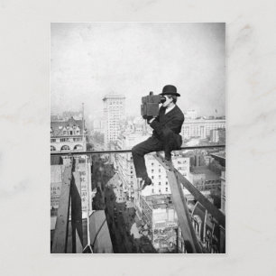 Cartão Postal câmera antiga em uma foto de vintage do prédio d