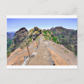 Cartão Postal Caminho de caminhada para cima em montanhas na Mad