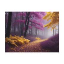 Caminho do ouro através de florestas roxas