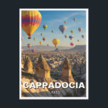 Cartão Postal Cappadocia Turquia Balões de Ar Quente Viagem<br><div class="desc">A Cappadocia, na Turquia, é um dos destinos mais surreais e aterradores do mundo, conhecido por suas paisagens de outro mundo, antigas moradias de cavernas e passeios de balão de ar quente. Localizada na Anatólia Central, a Cappadocia é famosa por suas chaminés de fadas — formações rochosas altas e em...</div>