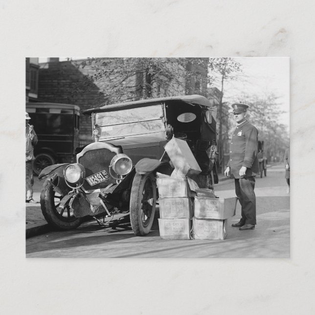 Cartão Postal Carro de Bootlegers Capturado pela Polícia, 1922 (Frente)