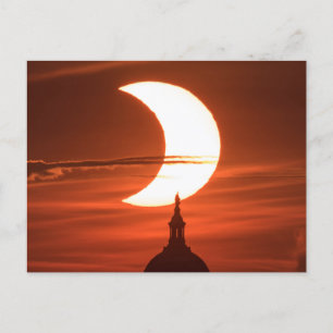 Cartão Postal Cartão-postal com legendas Solar Eclipse 2021