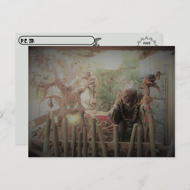 Cartão Postal Cartão-postal da Bruxa Spooky (Frente/Verso)