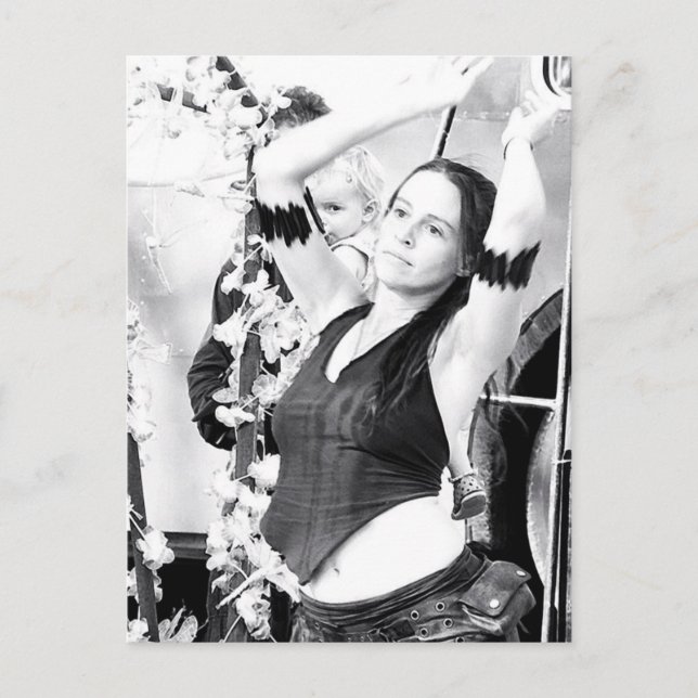 Cartão Postal Cartão-postal da Dançarina Chill Floor Girl (Frente)