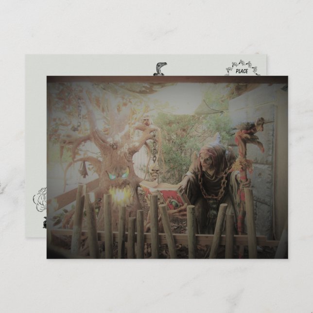 Cartão Postal Cartão-postal de Bruxa Spooky (Frente/Verso)