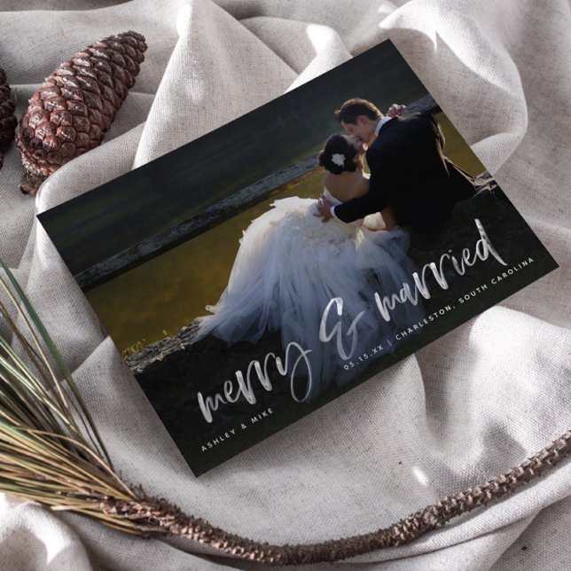 Cartão Postal Cartão-postal de Feriado de Foto White Script da f (Merry & Married! Share Our Christmas Wedding Joy )