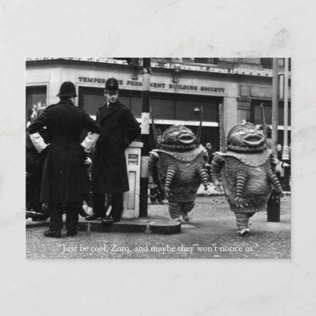 Cartão Postal Cartão-postal do Dia das Bruxas para Aliens Legal (Frente)