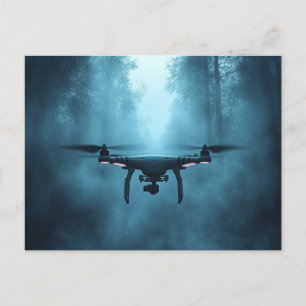 Cartão Postal Cartão-postal do Drone na Floresta Foggy