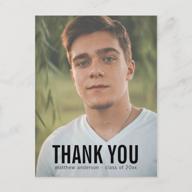 Cartão Postal Cartaz de Graduação de Texto Preto Obrigado (Frente)