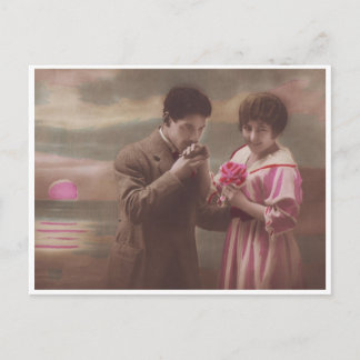 Cartão Postal Casal Romântico Retroativo no Cartão-postal Moonri