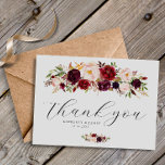 Cartão Postal Casamento de burgundy e flores escamoteadas<br><div class="desc">Um cartão postal adorável para enviar mensagens de obrigado aos seus convidados de casamento. Apresenta flores vermelhas e borrifadas e borbulhantes de aquarelas. Você pode editar o texto e as cores.</div>
