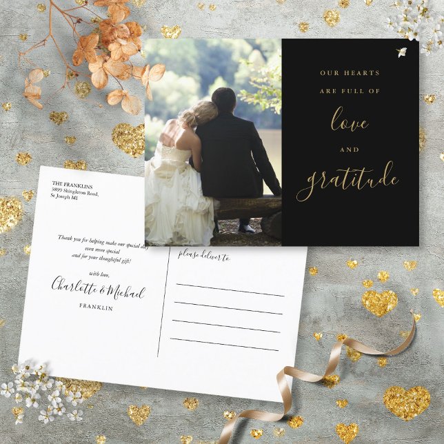 Cartão Postal Casamento De Fotos De Script Dourado E Preto Obrig (Black And Gold Script Photo Wedding Thank You Postcard)