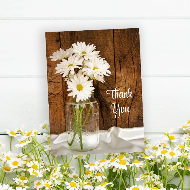 Cartão Postal Casamento de Mason Jar White Daisies Barn Obrigado (Criador carregado)