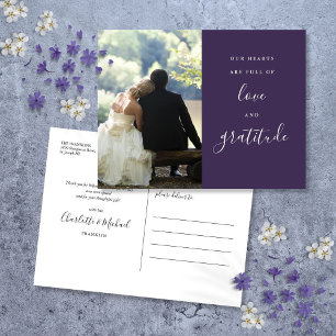 Cartão Postal Casamento Fotográfico com Script Roxo Obrigado