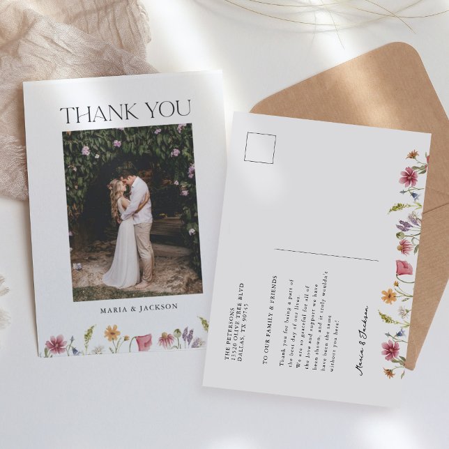 Cartão Postal Casamento no Jardim de Flores Silvestres Foto Obri (Criador carregado)