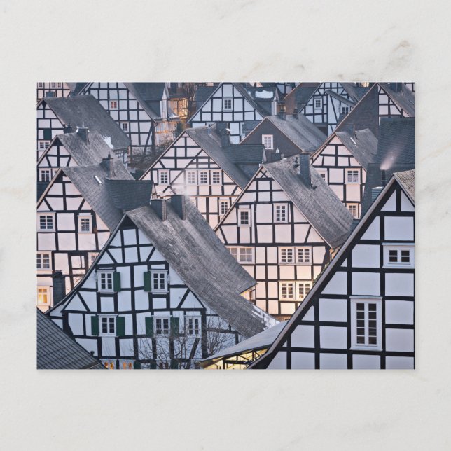 Cartão Postal Casas de meia-madeira em Freudenberg, Alemanha (Frente)