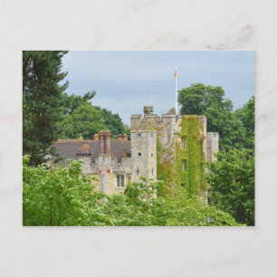 Cartão Postal Castelo de Fairy Tale Oculto na Floresta