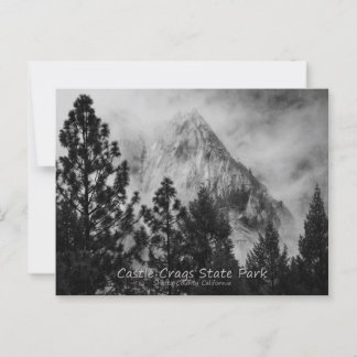 Cartão Postal Castle Crags Moody Black and White
