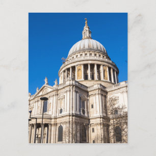 Cartão Postal Catedral de Paul, rua, Londres, com céu azul