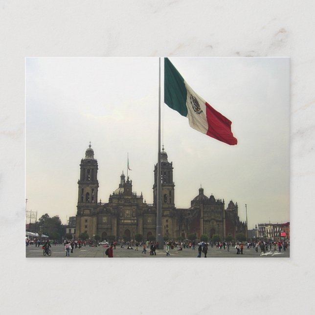 Cartão Postal Catedral en el Zocalo del DF con la Bandera Mexica (Frente)