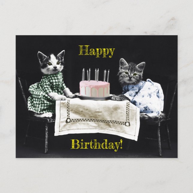 Cartão Postal Cats celebrating a birthday with cake and candles (Frente)