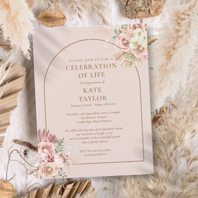 Cartão Postal Celebração de Vida com Arco de Grama das Pampas Fu (Pampas Grass Arch Celebration Of Life Funeral Postcard)