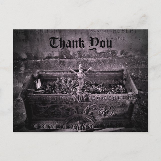 Cartão Postal Cemitério gótico Obrigado (Frente)