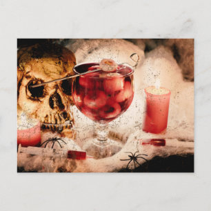Cartão Postal Cena de Crânio Gótico de Halloween