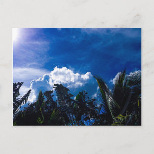 Cartão Postal Céu azul brilhante com nuvens