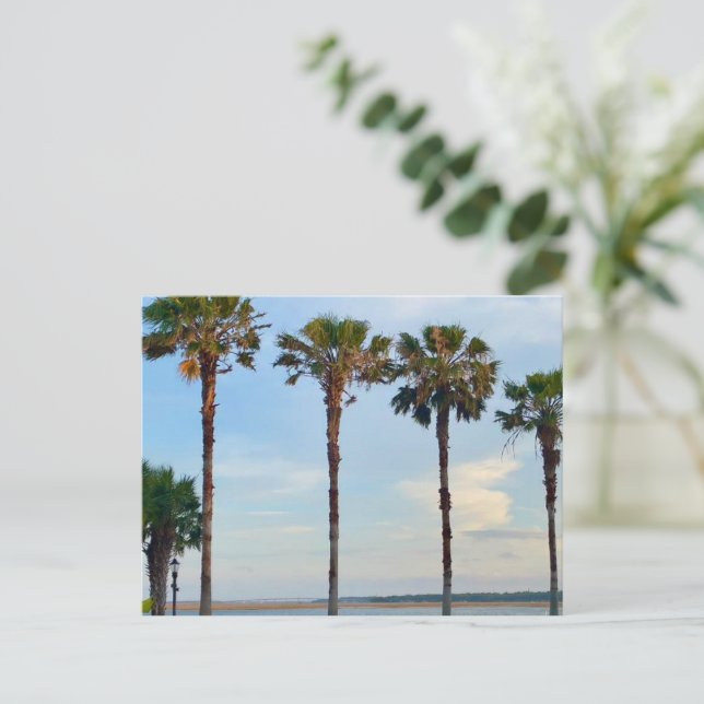 Cartão Postal Céu azul e árvores (Em pé/Frente)