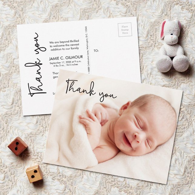 Cartão Postal Chá de Bebê com Letra Manual Moderna (custom baby photo birth announcement thank you postcard with modern handlettering script)