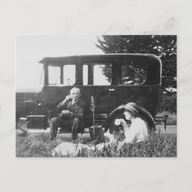 Cartão Postal Chá para duas imagens pretas e brancas antigas - C (Frente)